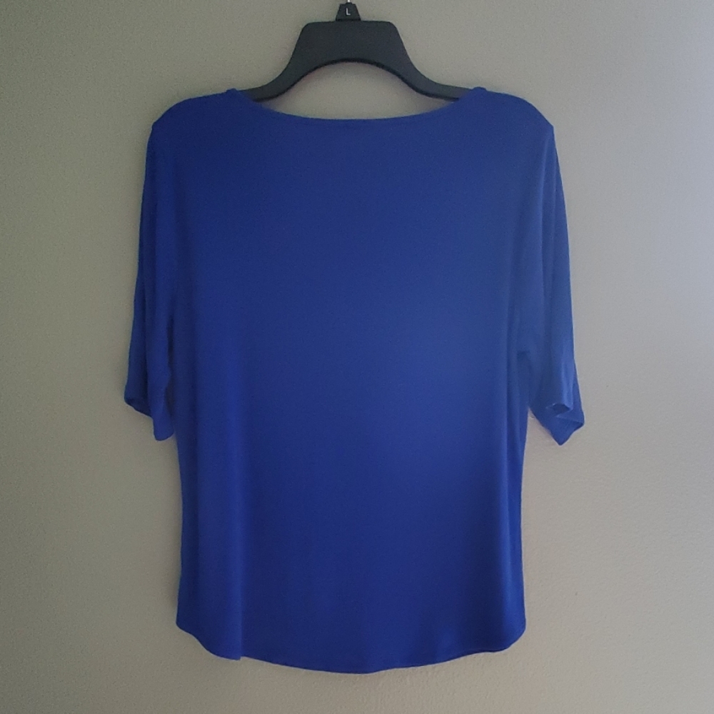 Soft Blue Essential - Picture 2 of 4